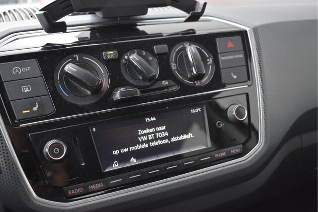 Volkswagen UP! 1.0 BMT high up! 5-drs Stoelverwarming, Airco, 15'' lmv, Bluetooth tel