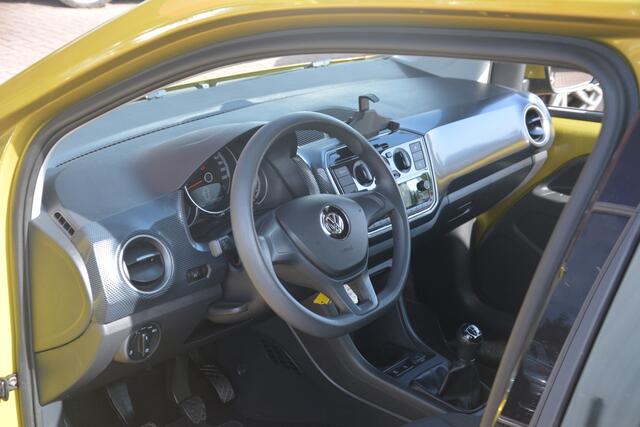 Volkswagen UP! 1.0 BMT move up! | Airco | App verbinding | Elek.ramen | Trekhaak!! | NL auto!! |