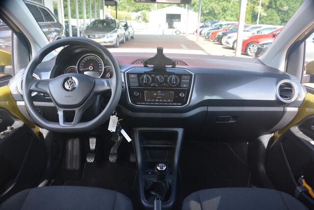 Volkswagen UP! 1.0 BMT move up! | Airco | App verbinding | Elek.ramen | Trekhaak!! | NL auto!! |