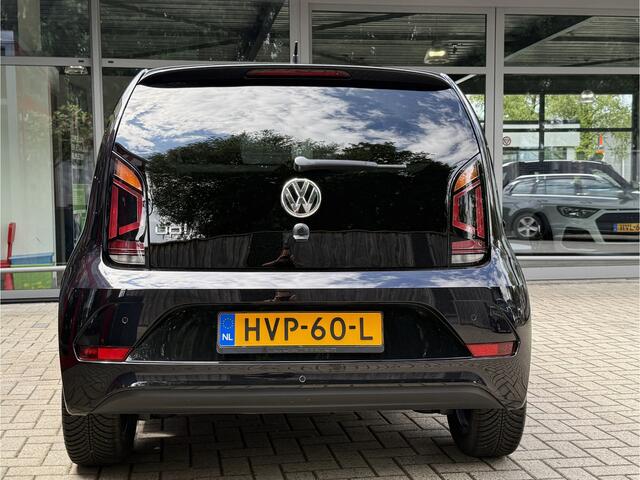 Volkswagen UP! 1.0 *!* HIGH UP *!* NAVI/ CRUISE/ LMV/ STOELVERWARMING/ PRIVACY GLAS *!*