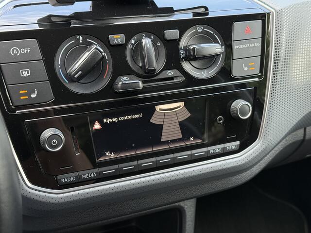 Volkswagen UP! 1.0 *!* HIGH UP *!* NAVI/ CRUISE/ LMV/ STOELVERWARMING/ PRIVACY GLAS *!*