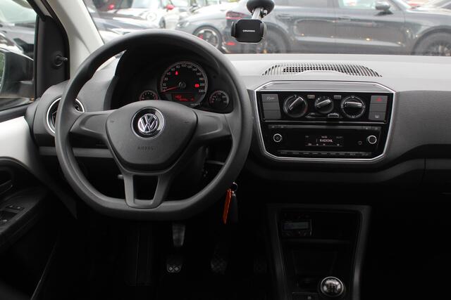 Volkswagen UP! 1.0 BMT take up! / Airco / Radio / LED Dagrijverlichting / Elektr. ramen voor / Parrot