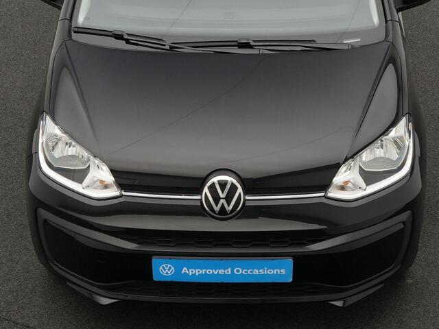 Volkswagen UP! 1.0 65 pk | Achteruitrijcamera | Parkeersensoren achter | Cruise Control | Carplay | DAB
