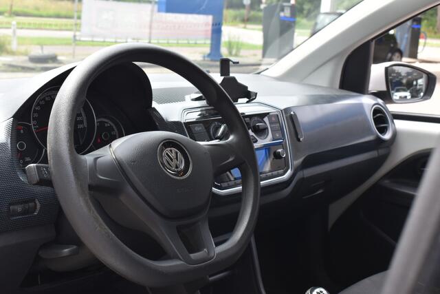 Volkswagen UP! 1.0 BMT move up! Executive Pack | Airco | 5-Deurs | Nette auto | Whatsapp 06-53188999