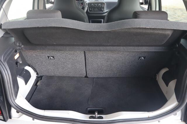 Volkswagen UP! 1.0 BMT move up! | Geen import | Airco