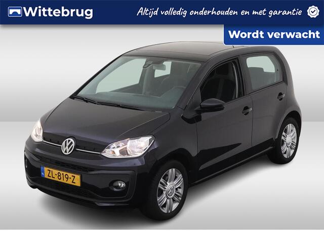 Volkswagen UP! 1.0 BMT high up! / PANO/ PARK. SENSOREN/ STOELVERWARM./ BLUETOOTH/ CLIMA/ 15" LMV