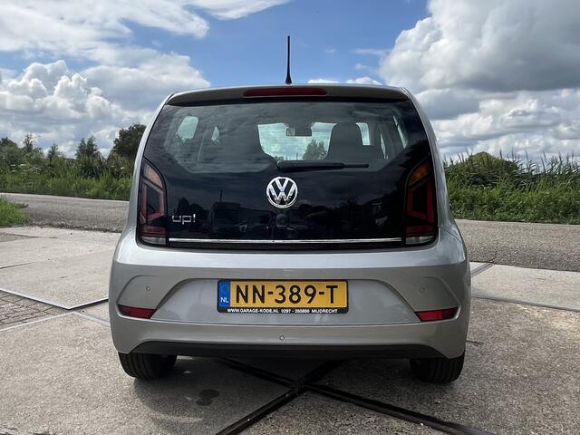 Volkswagen UP! 1.0 BMT high up!