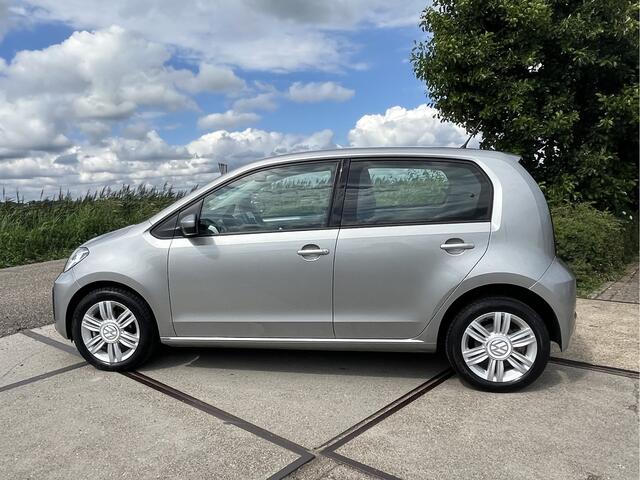 Volkswagen UP! 1.0 BMT high up!
