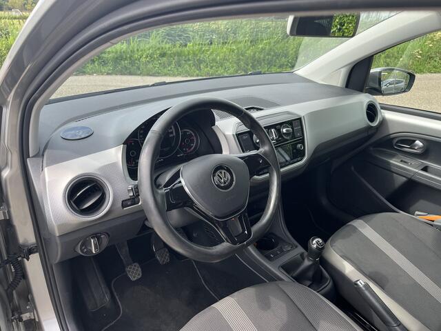 Volkswagen UP! 1.0 BMT high up!