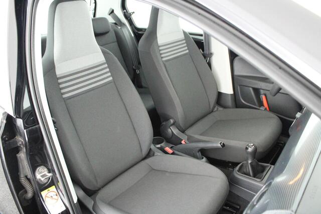 Volkswagen UP! 1.0 60pk BMT move up! Airco Maps&More