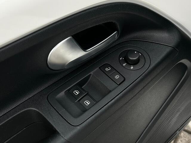 Volkswagen UP! 1.0 BMT move up! NL AUTO | NAVI MOGELIJKHEID | GETINT GLAS | AIRCO |