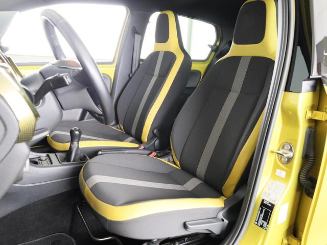Volkswagen UP! 1.0 TSI BMT high up! 90 PK | Panoramadak | 17 Inch | Cruise Control | Multistuurwiel