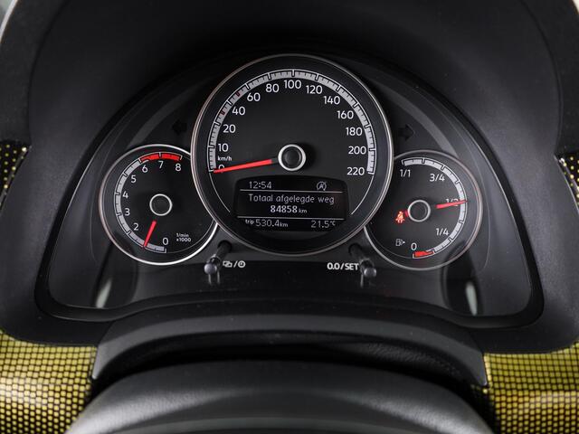 Volkswagen UP! 1.0 TSI BMT high up! 90 PK | Panoramadak | 17 Inch | Cruise Control | Multistuurwiel