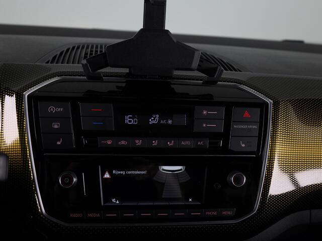 Volkswagen UP! 1.0 TSI BMT high up! 90 PK | Panoramadak | 17 Inch | Cruise Control | Multistuurwiel