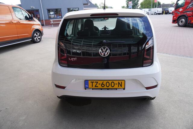 Volkswagen UP! 1.0 BMT move up!