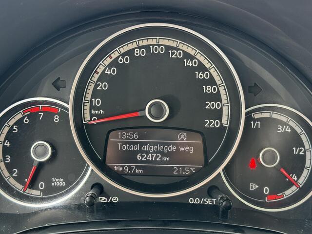 Volkswagen UP! 1.0 BMT move up! | 5-Deurs | Airco | Dealer Onderhouden | Winter & Zomerbanden
