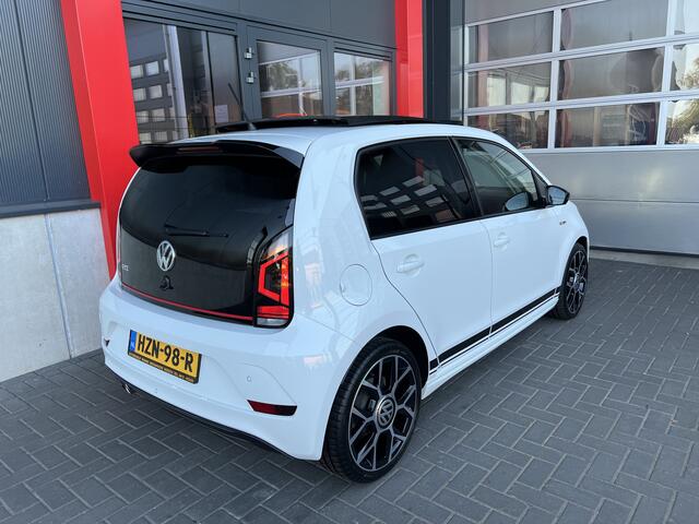 Volkswagen UP! 1.0 TSI GTI | Panorama dak | Stoelverwarming