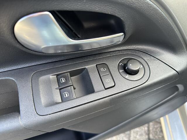 Volkswagen UP! 1.0 BMT move up! | 5 drs | Airco
