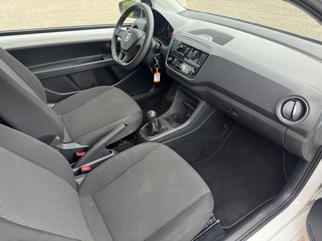 Volkswagen UP! 1.0 BMT take up! 3 Drs Airco