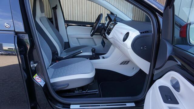 Volkswagen UP! 1.0 60pk up! Beats Edition 5Drs Leder/Alcantara A-Camera Cruise Control Airco 15inch LM *NL Up* 63110km!
