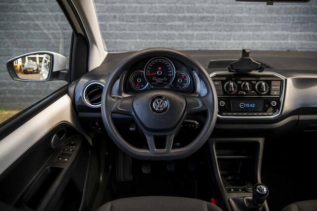 Volkswagen UP! 1.0 BMT move up! | Cruise Control | Bluetooth | Lichtsensor
