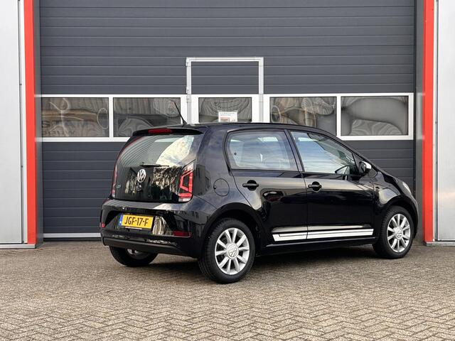 Volkswagen UP! 1.0 BMT high up! | Zwarte hemel | Lichtmetaal | CV| Bluetooth |