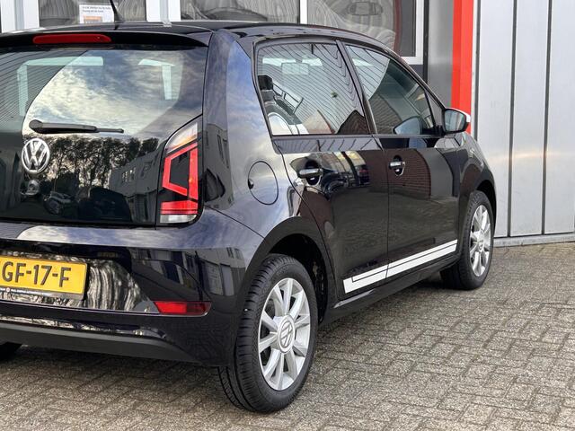 Volkswagen UP! 1.0 BMT high up! | Zwarte hemel | Lichtmetaal | CV| Bluetooth |