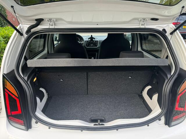 Volkswagen UP! 1.0 IQ Editie cruise, airco, pdc, stoelver,