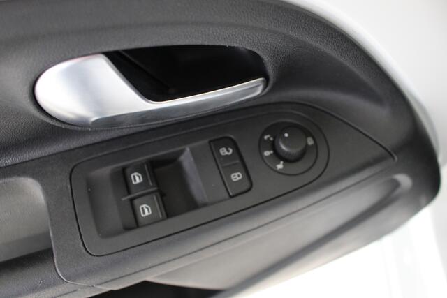 Volkswagen UP! 1.0 Airco | Dab | Stoelverwarming | Verwarmde spiegels | Mistlampen voor