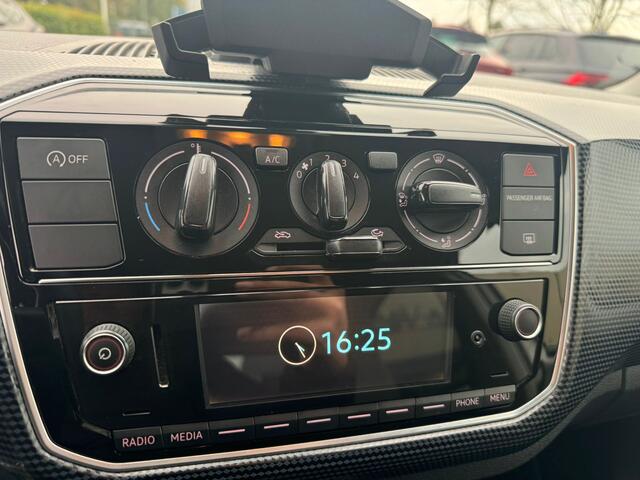 Volkswagen UP! 1.0 BMT move up! airco, sportvelgen, getinte ramen
