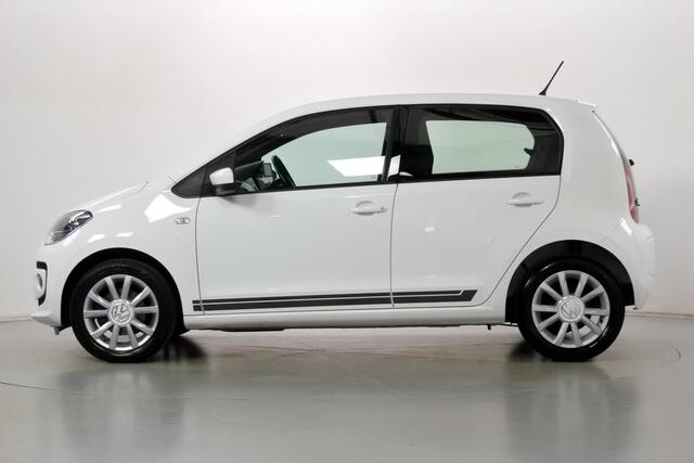 Volkswagen UP! 1.0 Club Navi LMV donkere hemel