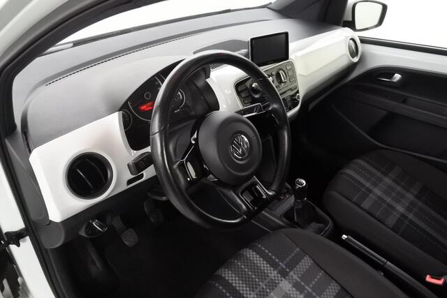 Volkswagen UP! 1.0 Club Navi LMV donkere hemel