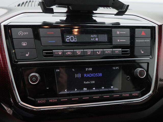 Volkswagen UP! 1.0 TSi GTi 115 Pk | Panoramadak | Sportstoelen | Stoelverwarming | LED-verlichting | Privacy Glass | Bluetooth | Lederen Sportstuur | 17 Inch |66.659 Km!