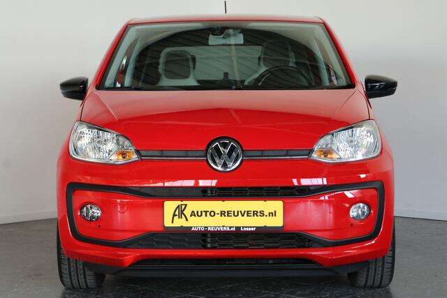 Volkswagen UP! 1.0 BMT up! beats / Clima / Cruisecontrol / Beats audio / BT