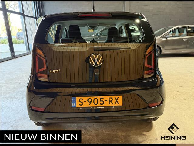 Volkswagen UP! 1.0. Airco. DAB. Rijstrooksensor. NAP