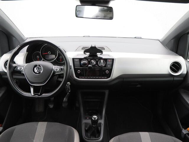 Volkswagen UP! 1.0 BMT high up! | Privacy Glas | Cruise Control | Bluetooth | Camera | Airco | 16 inch | 96.557 Km!!