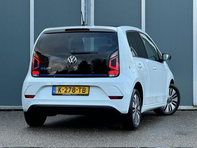 Volkswagen UP! 83pk Style | BTW | Climate | Cruise | Stoelverwarming