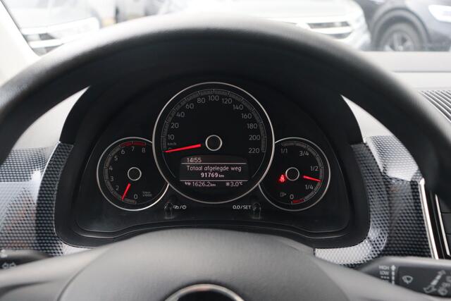 Volkswagen UP! 1.0 | Camera | DAB | Elek. Ramen |