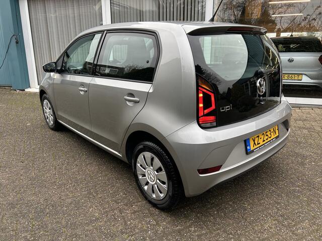 Volkswagen UP! 1.0 BMT move up!
