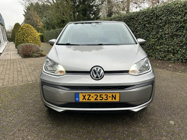 Volkswagen UP! 1.0 BMT move up!