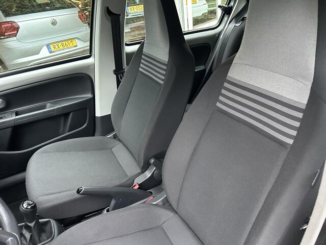 Volkswagen UP! 1.0 BMT move up!