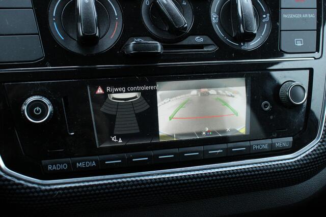 Volkswagen UP! 1.0 R-LINE, CRUISE, PDC, 5DRS, 53DKM