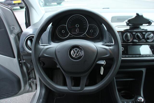 Volkswagen UP! 1.0 BMT move up!