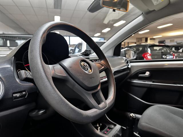 Volkswagen UP! 1.0 BMT move up!/ DAB+/ Airco/ Maps + More/ Elek. pakket/ Isofix/ Bluetooth/ AUX & USB/ LED Dagrijverl./ Getint glas/ Metallic lak.