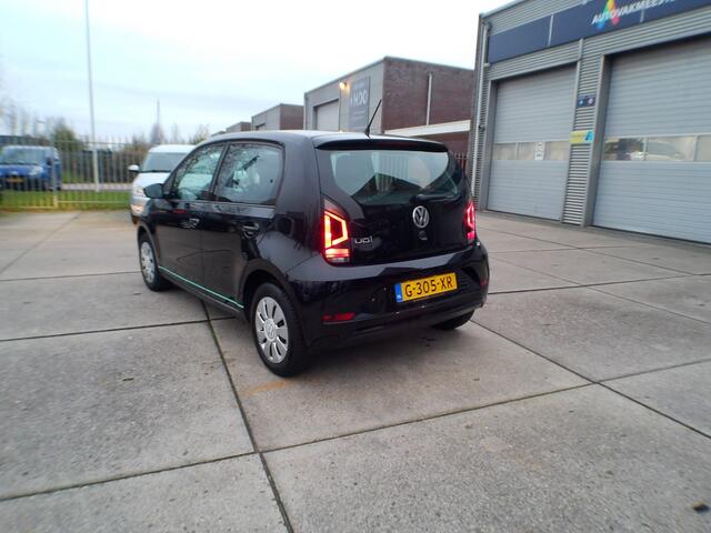 Volkswagen UP! 1.0 BMT move up!