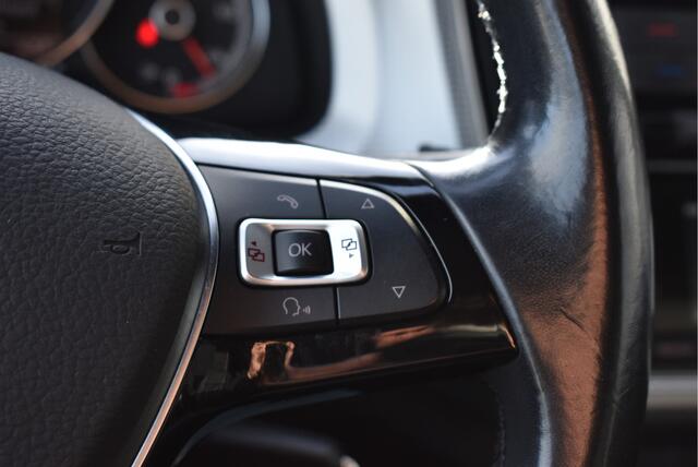 Volkswagen UP! 1.0 TSI BMT high up! 90PK, Leder, Stoelverwarming,17 inch, PDC, Multi-stuur, DAB