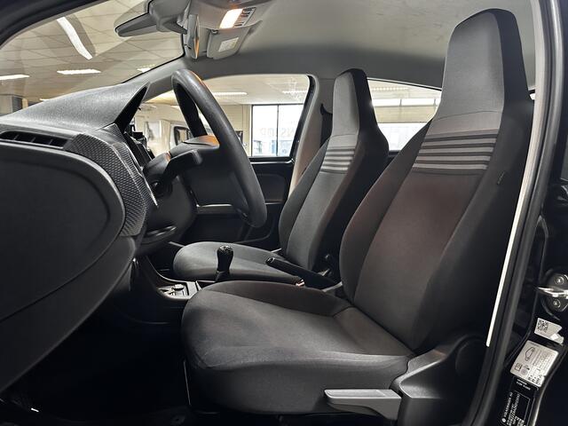 Volkswagen UP! 1.0 BMT move up! /5-Drs! /Maps + More /DAB+! /Airco /Elek. pakket /Bluetooth /AUX /Regensensor /Isofix /LED Dagrijverl.