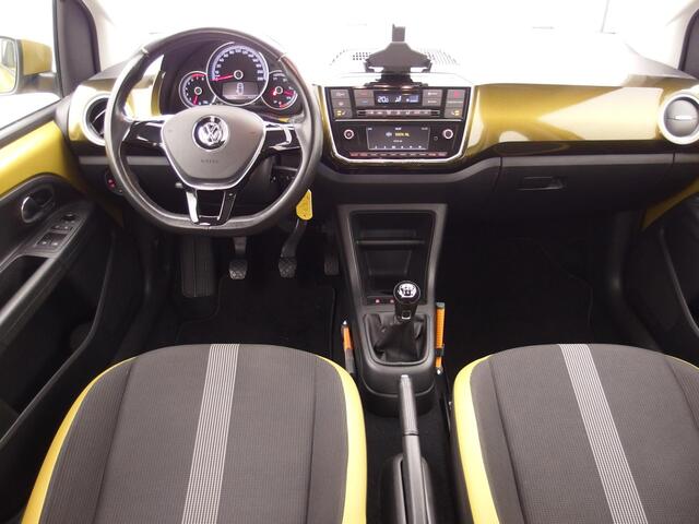 Volkswagen UP! 1.0 BMT high up! 1STE EIG / PANORAMADAK / STOELVERW / PDC / DAB+ / CLIMA / ELEK RAMEN / NL-AUTO