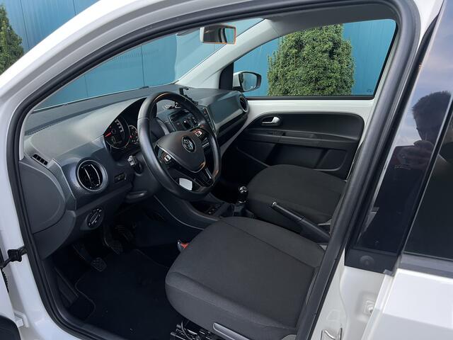 Volkswagen UP! 1.0 BMT move up! Executive Comfort| CRUISE | CAM | DAB | PDC | AC