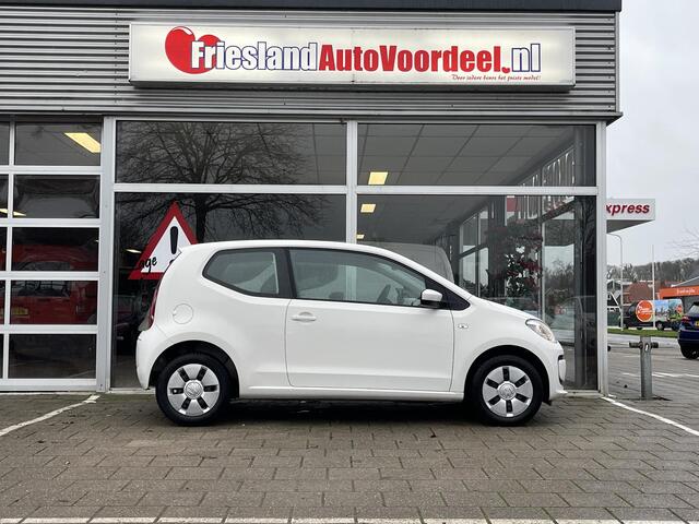 Volkswagen UP! 1.0 move up! BlueMotion /Airco/Navi/5 drs/